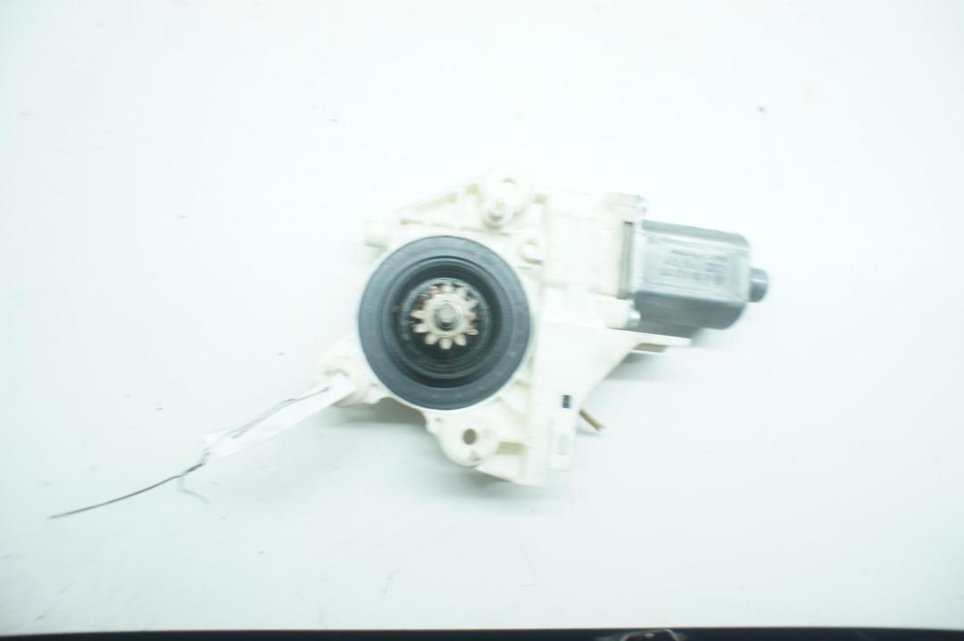 моторчик стеклоподъемника передний левый Ford Focus II 2008, 1.6 л., МКПП, универсал, 0130822217