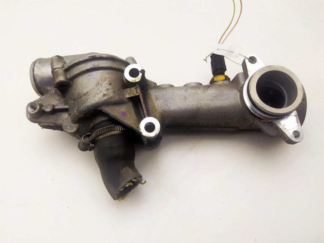 корпус термостата Mercedes-Benz E W210 1998, 2.0 л., бензин, МКПП, синий, седан, 1112030478