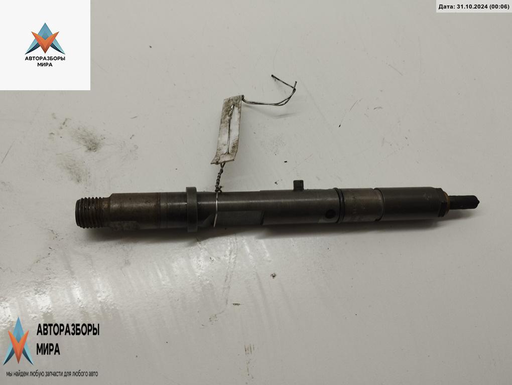 форсунка Audi A6 4B/C5 1999, 2.5 л., дизель, МКПП, чёрный, универсал, 059130201B - фото №1