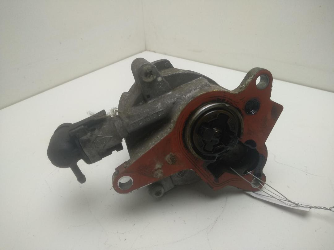 насос вакуумный Nissan Qashqai J10 2007, 2.0 л., дизель, МКПП, чёрный, внедорожник 5 дв., 7960802A270907