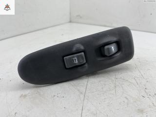 кнопка стеклоподъемника переднего правого Chevrolet Trans Sport / Venture 2001, 3.4 л., бензин, АКПП, серый, минивэн, 10404731