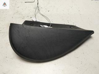 Накладка крыла (уголок зеркала) переднего правого Renault Scenic 1 поколение [рестайлинг] 2000, 1.4 л., бензин, МКПП, зелёный, минивэн, 7700841709