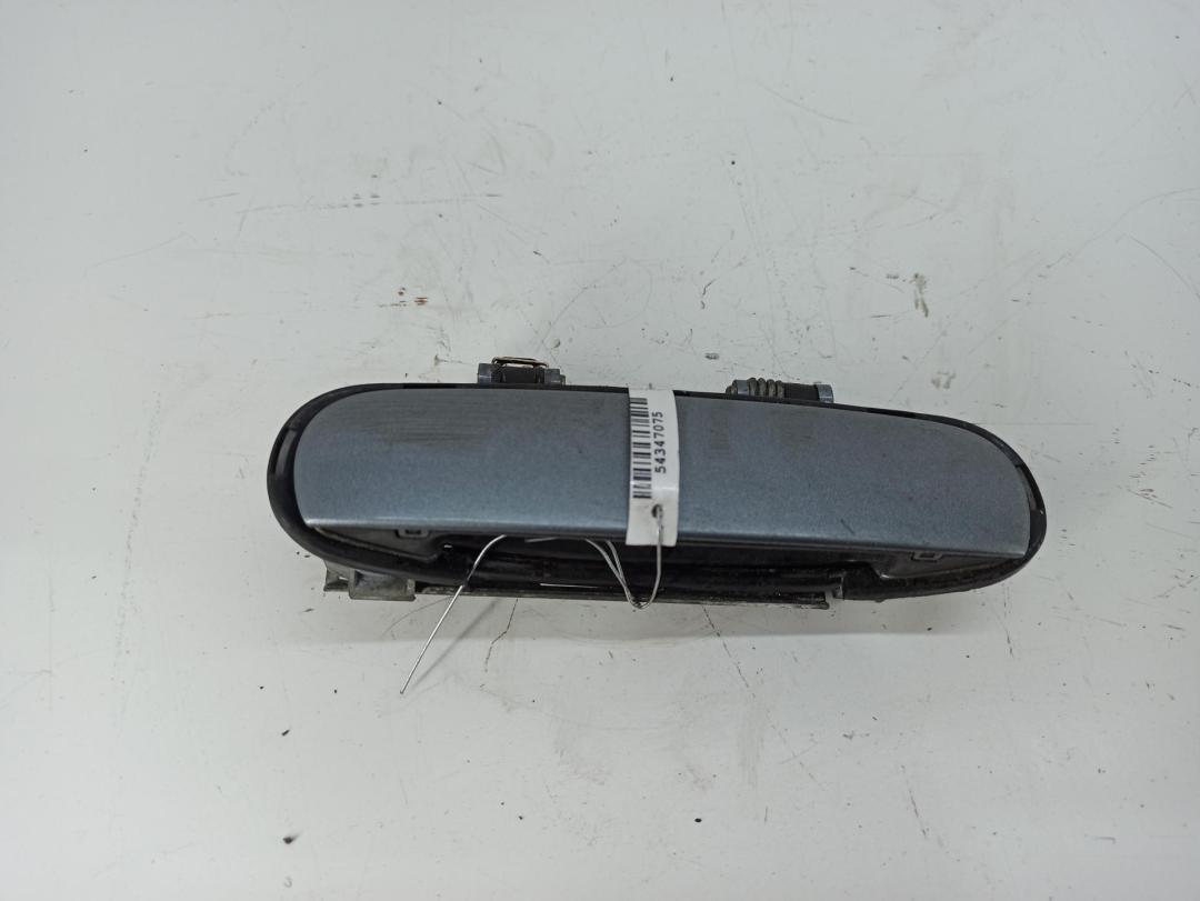 ручка наружная передняя правая Audi A6 C5 2000, 2.5 л., дизель, МКПП, серый, универсал, 4B2937886