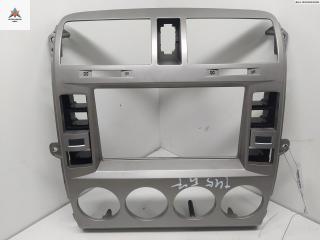 консоль салона (центральная часть) Kia Carnival VQ 2005, 2.9 л., дизель, АКПП, чёрный, минивэн, 0K53B55310