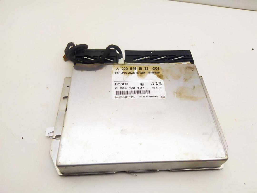 Блок управления ABS/ESP Mercedes-Benz CL W215 2002, 5.0 л., бензин, АКПП, серый, купе, 2205451832