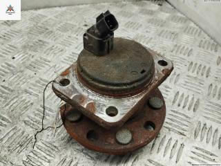 ступица задняя правая Ford Mondeo 3 поколение [рестайлинг] 2004, 2.5 л., бензин, МКПП, серый, хетчбэк 5 дв.