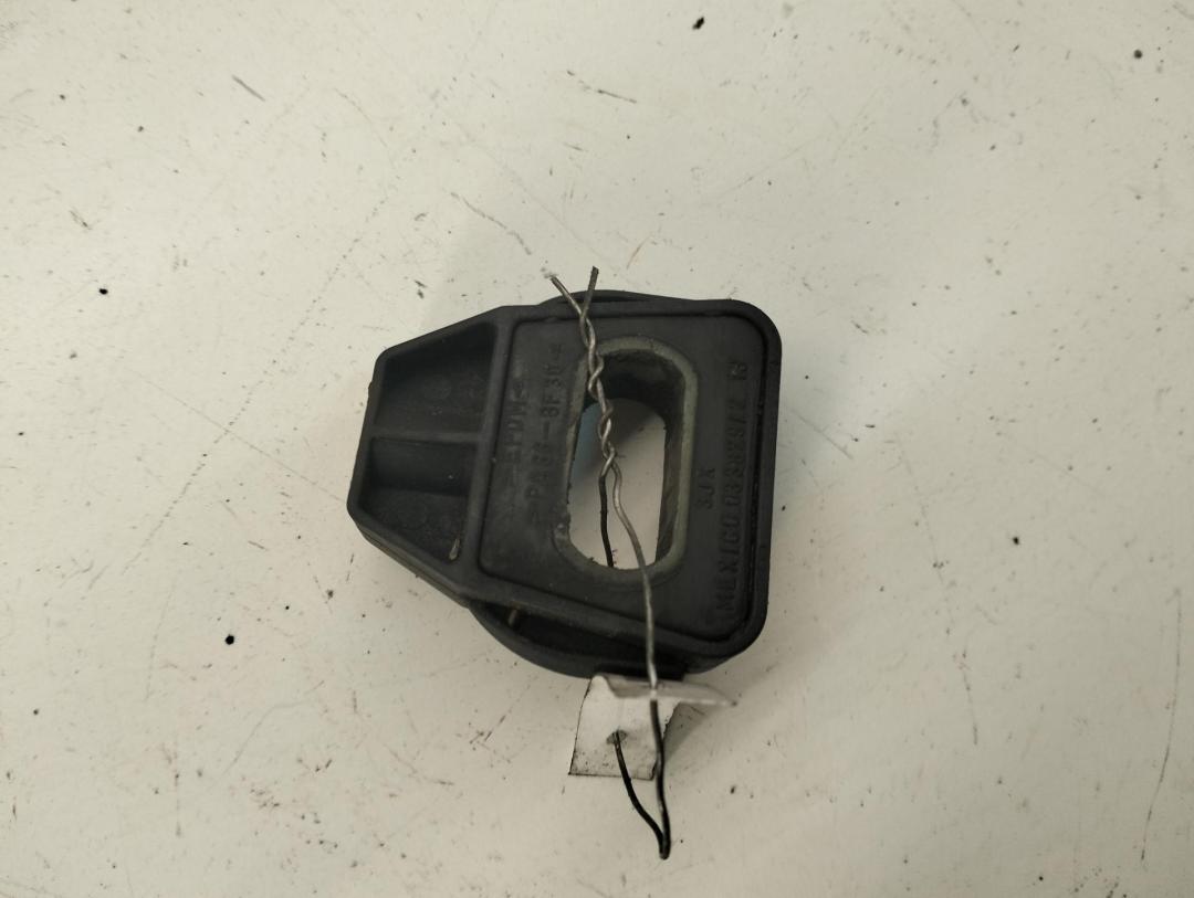 кронштейн радиатора Volkswagen Bora 1998, 1.9 л., дизель, МКПП, серый, седан, 1J0806157A