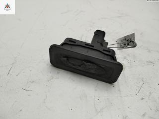 кнопка открытия багажника Renault Scenic 2 поколение [рестайлинг] 2007, 1.6 л., бензин, МКПП, чёрный, минивэн, 8200076256