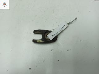 крепление форсунки Renault Megane 3 поколение 2009, 1.5 л., дизель, МКПП, синий, хетчбэк 5 дв.