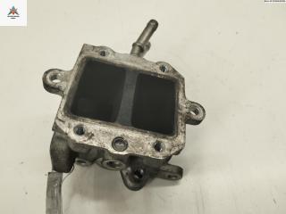 заслонка дроссельная Volkswagen Golf 5 поколение 2004, 2.0 л., дизель, МКПП, чёрный, хетчбэк 5 дв., 03G131063F