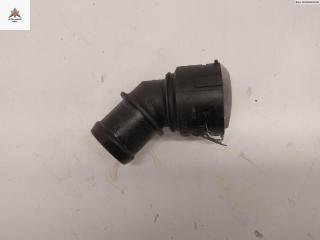 фланец (тройник) системы охлаждения Volkswagen Golf 4 поколение 2002, 1.9 л., дизель, МКПП, синий, хетчбэк 5 дв., 1J0121619