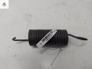 пружина крышки багажника Mercedes-Benz C-Класс W201 [рестайлинг] 1988, 2.0 л., бензин, МКПП, красный, седан