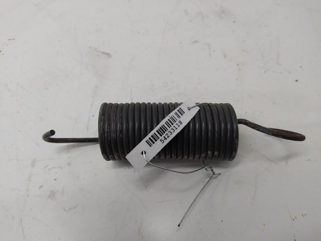 пружина крышки багажника Mercedes-Benz 190 W201 1988, 2.0 л., бензин, МКПП, красный, седан