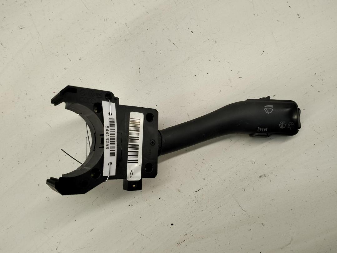 переключатель дворников Volkswagen Passat B5+ (GP) 2001, 2.0 л., бензин, МКПП, серый, универсал, 4B0953503H
