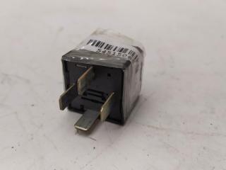 реле бензонасоса Opel Astra H/Family [рестайлинг] 2006, 1.9 л., дизель, МКПП, серый, универсал, 13171831