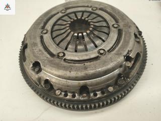 маховик Skoda Rapid 1 поколение 2016, 1.2 л., бензин, МКПП, серый, хетчбэк 5 дв., 036105273