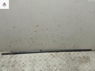 Молдинг стекла двери наружный Fiat Stilo 1 поколение 2002, 1.6 л., бензин, МКПП, красный, хетчбэк 3 дв.