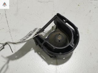 кронштейн радиатора Citroen C5 1 поколение [рестайлинг] 2006, 2.0 л., дизель, МКПП, серый, универсал