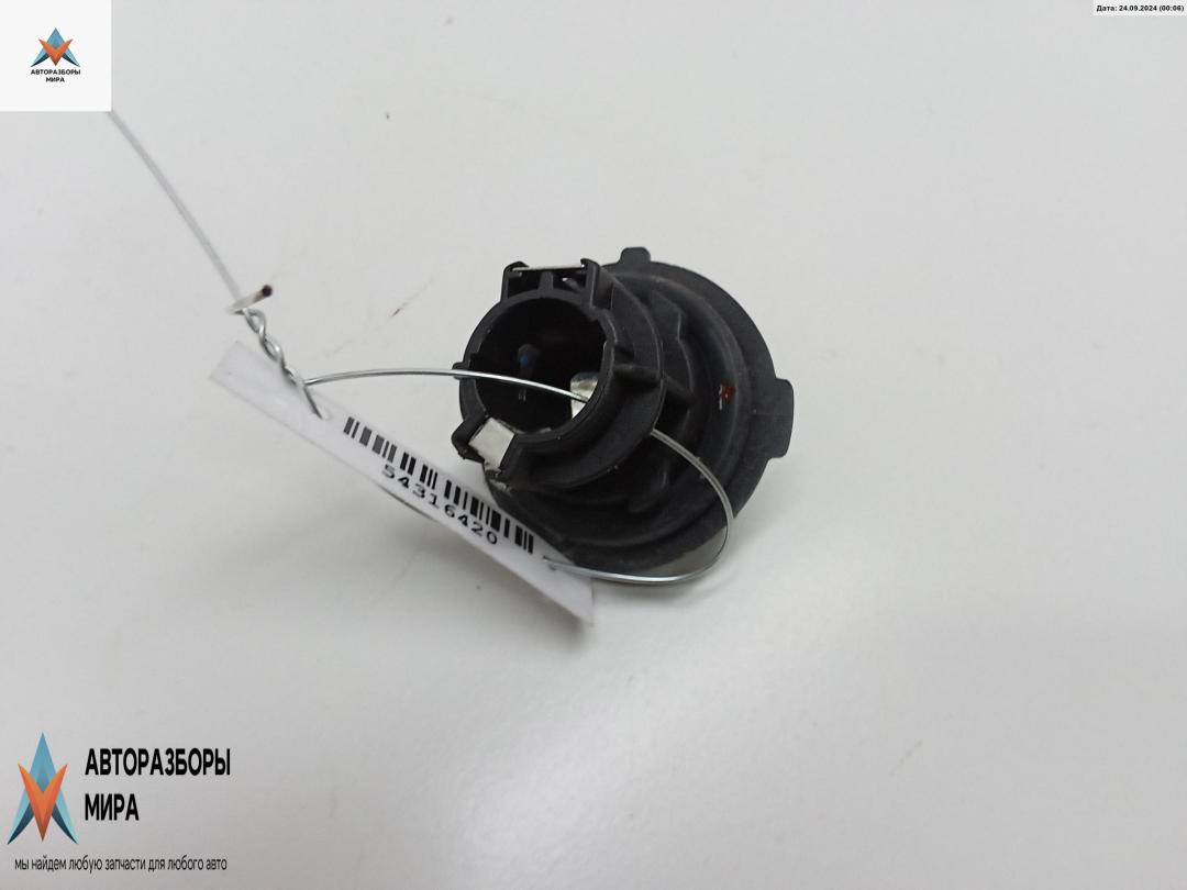 Патрон лампы фары Citroen C4 1 поколение 2006, 1.6 л., бензин, МКПП, чёрный, хетчбэк 3 дв. - фото №1