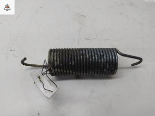 пружина крышки багажника Mercedes-Benz C-Класс W201 [рестайлинг] 1988, 2.0 л., дизель, МКПП, синий, седан