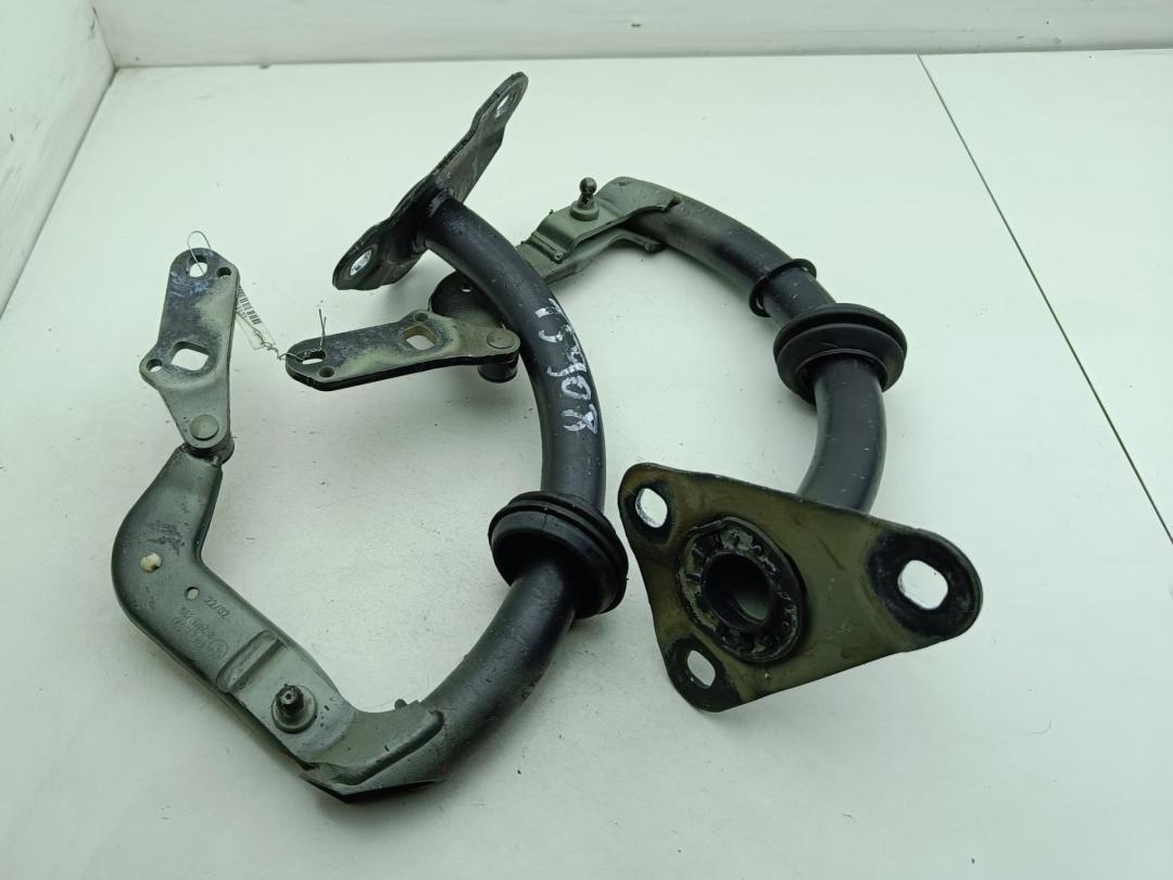 петля крышки багажника BMW 7 E65/E66 2002, чёрный, седан, 8240340, 8240339