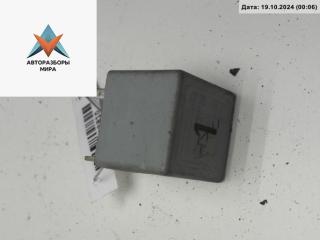 реле (прочие) Volkswagen Passat B3 1991, 1.8 л., бензин, АКПП, красный, седан, 171906383