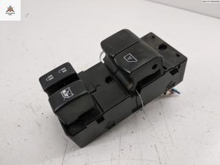 блок управления стеклоподъемниками Nissan Micra 4 поколение (K13) 2012, 1.2 л., бензин, МКПП, чёрный, хетчбэк 5 дв.