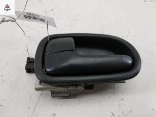 ручка внутренняя передняя левая Mazda 323 BA 1996, 1.5 л., бензин, МКПП, красный, хетчбэк 5 дв.
