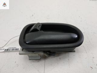 ручка внутренняя задняя левая Mazda 323 BA 1996, 1.5 л., бензин, МКПП, красный, хетчбэк 5 дв.