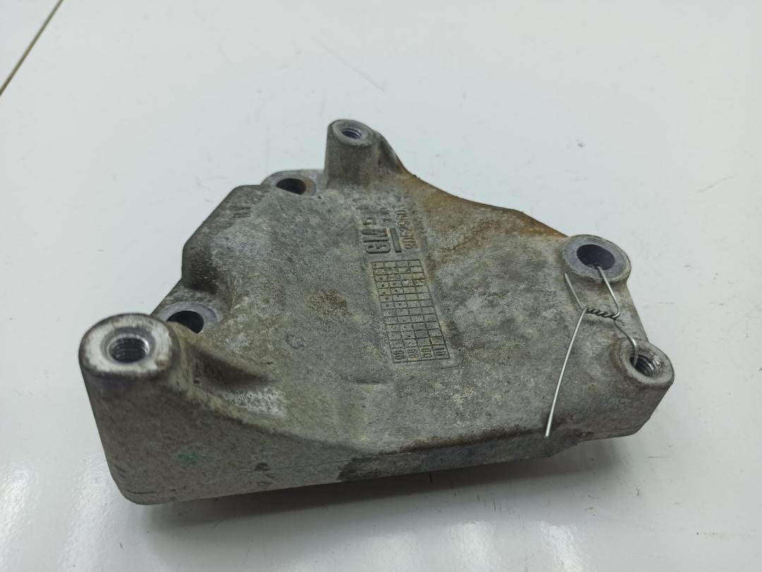 кронштейн компрессора кондиционера Opel Astra G 1999, 1.6 л., бензин, МКПП, синий, хетчбэк 5 дв., 90529603 - фото №1