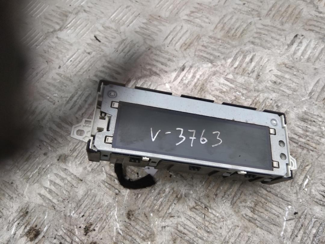 дисплей Peugeot 508 1 поколение 2012, 1.6 л., дизель, МКПП, чёрный, седан, 9677296480-00 - фото №1