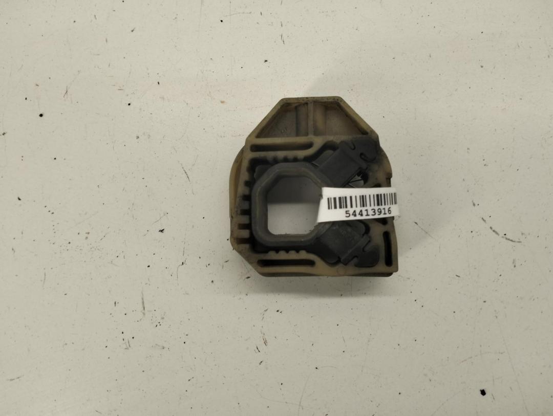 кронштейн радиатора Volkswagen Touran 2010, 1.9 л., дизель, МКПП, белый, минивэн, 1K0121367G