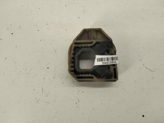 кронштейн радиатора Volkswagen Touran 2010, 1.9 л., дизель, МКПП, белый, минивэн, 1K0121367G