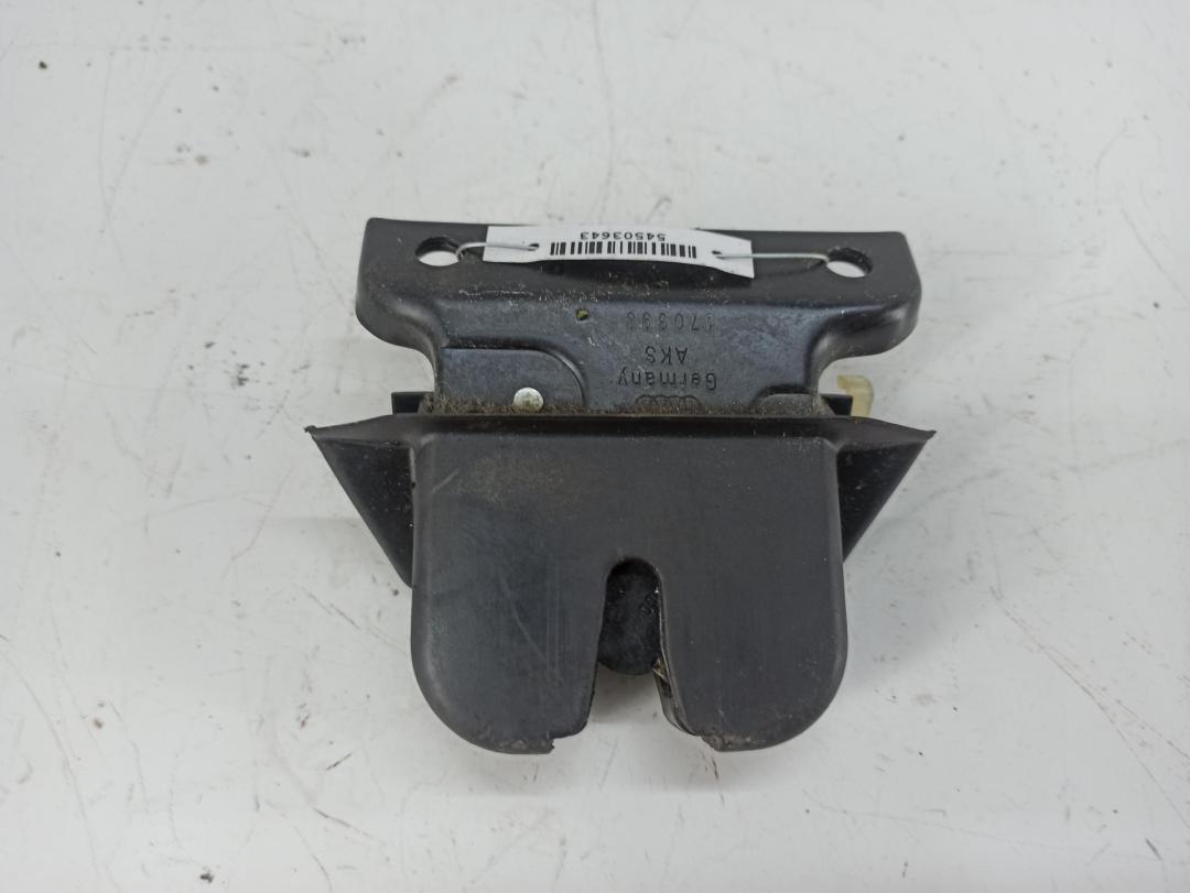 замок багажника Audi A4 B5 1998, универсал, 8D9827505