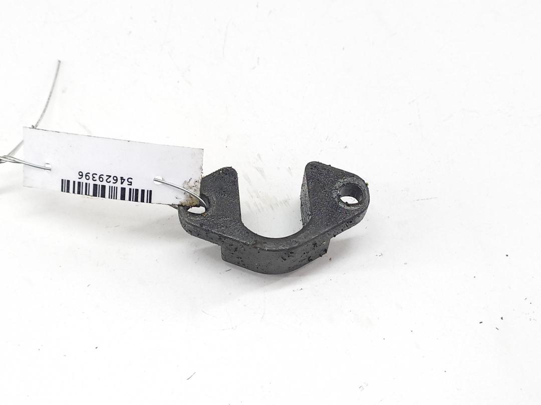 крепление форсунки BMW 1 E81/E87 2005, 2.0 л., дизель, МКПП, чёрный, хетчбэк 5 дв., 13537787215