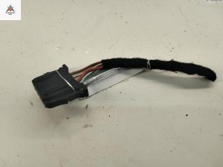 разъем (фишка) проводки SEAT Ibiza 3 поколение 2003, 1.2 л., бензин, МКПП, чёрный, хетчбэк 5 дв., 4D0972704