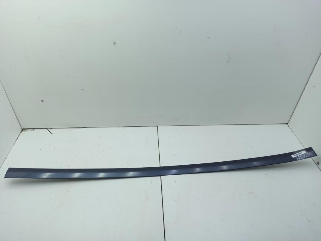 молдинг двери передней правой Opel Vectra C 2007, 1.9 л., дизель, МКПП, синий, универсал, 13101649