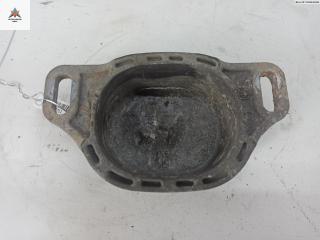 кронштейн двигателя Audi A6 4F/C6 2005, 2.7 л., дизель, МКПП, зелёный, универсал, 4F0199335C