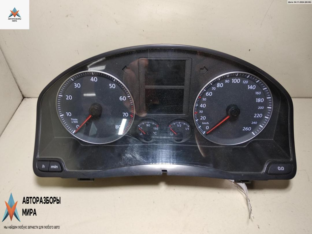 приборная панель Volkswagen Golf 5 поколение 2005, 1.6 л., бензин, МКПП, чёрный, хетчбэк 5 дв., 1K0920851N - фото №1