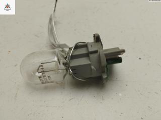 Патрон лампы фонаря Toyota Yaris P1 1999, 1.3 л., бензин, МКПП, чёрный, хетчбэк 5 дв.