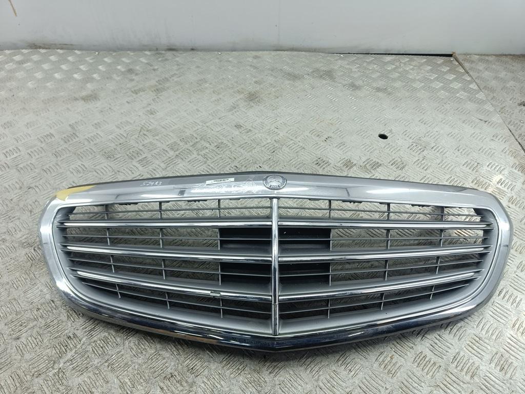 решетка радиатора Mercedes-Benz E W212 2014, бежевый, универсал, A2128801383