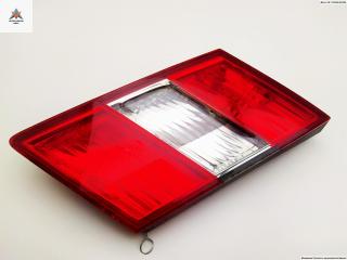 фонарь крышки багажника правый Mercedes-Benz CLC-Класс CL203 2010, 2.2 л., дизель, АКПП, чёрный, хетчбэк 3 дв., 2038205464