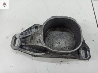 кронштейн двигателя Audi A4 B7 2005, 2.0 л., дизель, МКПП, серый, универсал, 8E0199335N