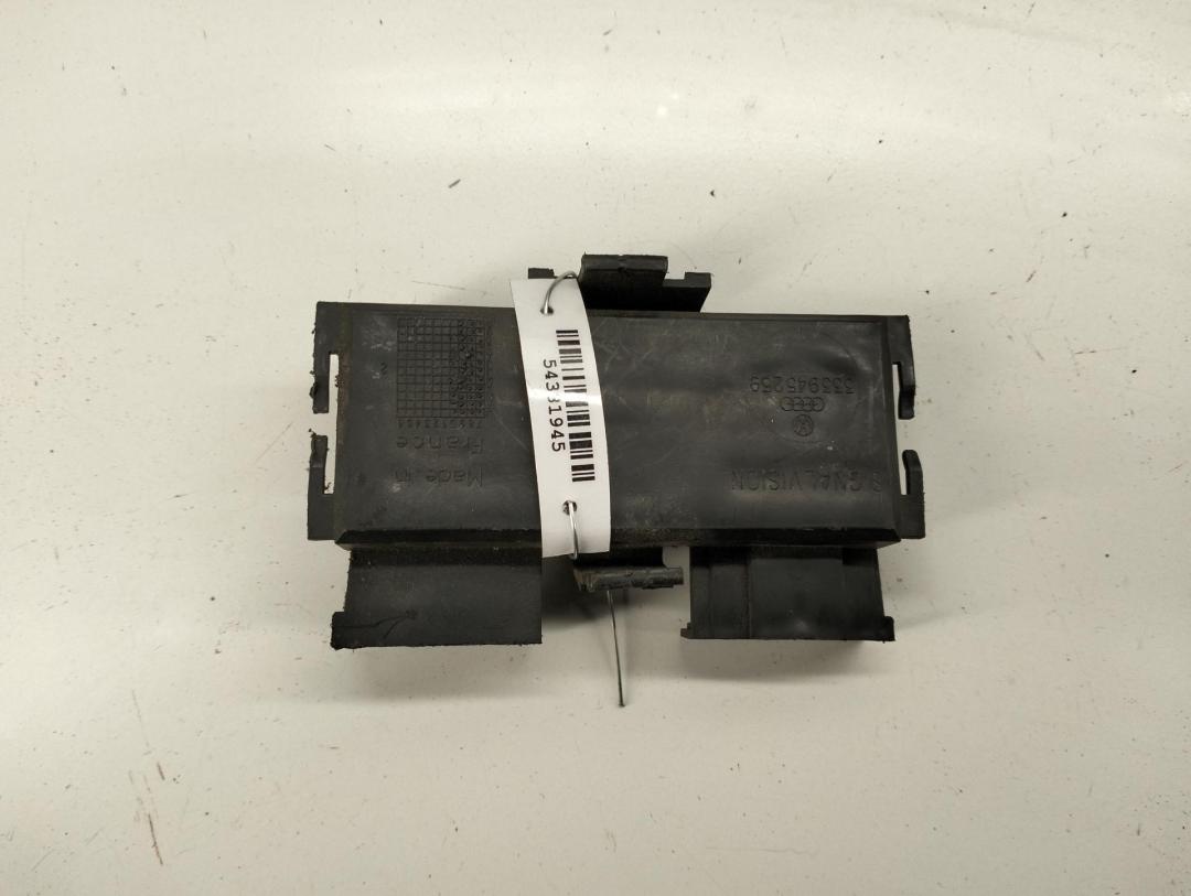 панель заднего левого фонаря Volkswagen Passat B3 1990, 2.0 л., бензин, МКПП, красный, универсал, 333945259