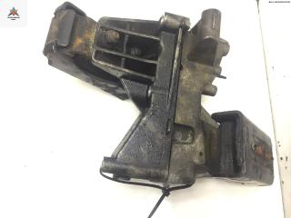 кронштейн двигателя IVECO Daily 5 поколение 2011, 3.0 л., дизель, МКПП, белый, микроавтобус, 504050582, 504327324