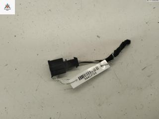 разъем (фишка) проводки Volkswagen Passat B5 [рестайлинг] 2001, 1.6 л., бензин, МКПП, серый, седан, 3B0972712