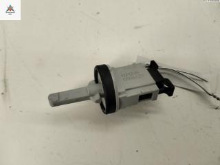 датчик температуры Volkswagen Touran 1 поколение [2-й рестайлинг] 2010, 1.9 л., дизель, МКПП, белый, минивэн, 1K0907543G