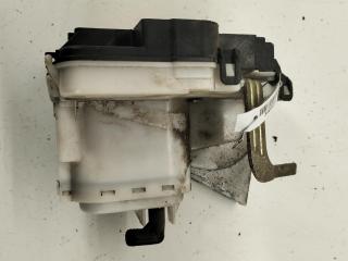 замок двери задней правой Volkswagen Polo 3 поколение 1995, 1.6 л., бензин, МКПП, красный, седан, 6K4839016B