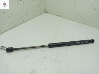 амортизатор крышки багажника (3-5 двери) Renault Megane 3 поколение 2009, 1.5 л., дизель, МКПП, чёрный, хетчбэк 5 дв., 904510001R