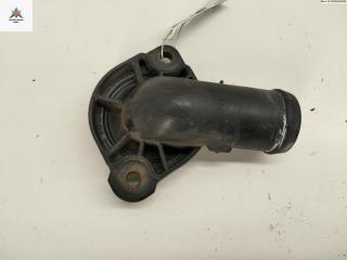 фланец (тройник) системы охлаждения Volkswagen Polo 4 поколение 2002, 1.4 л., бензин, МКПП, серый, хетчбэк 3 дв., 037121121G